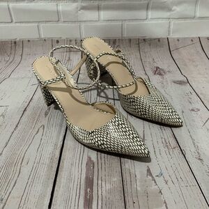 Marc Fisher Callo Ivory Snake Print Pointed-Toe Ankle Strap Pumps Sz 8.5M